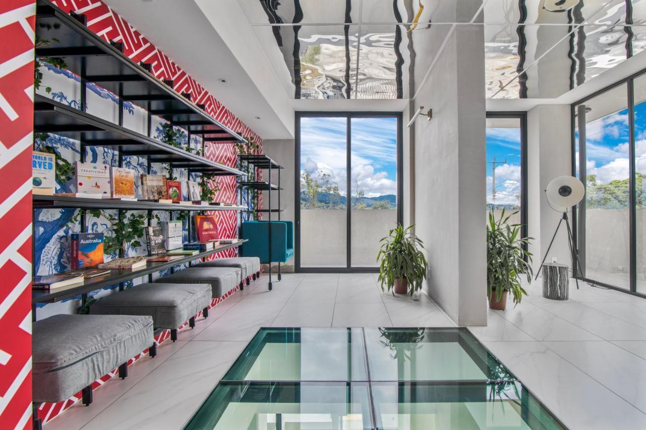 Chic With Parking And Air Conditioning Apartment
