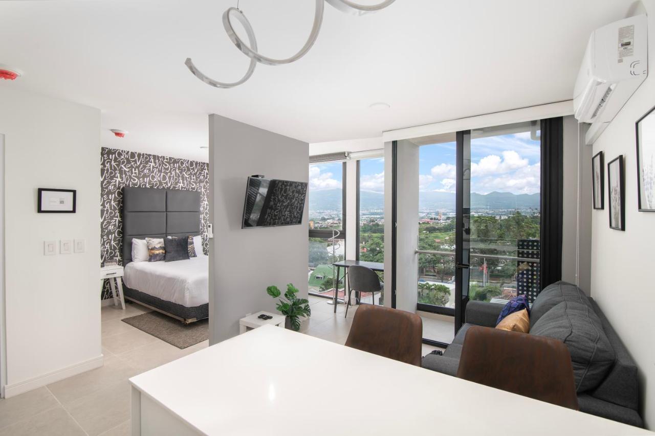 Chic With Parking And Air Conditioning *