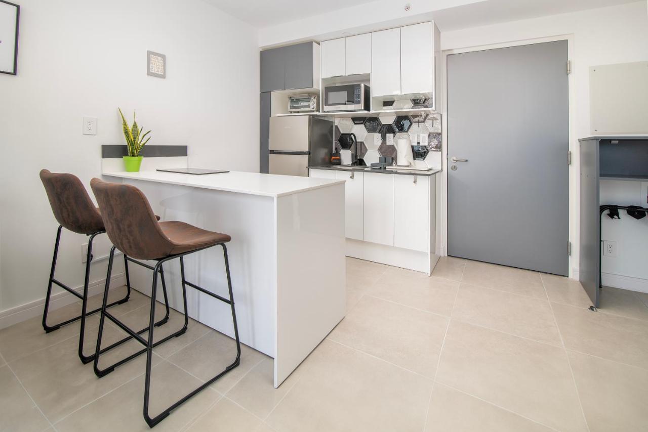 Chic With Parking And Air Conditioning Apartment *