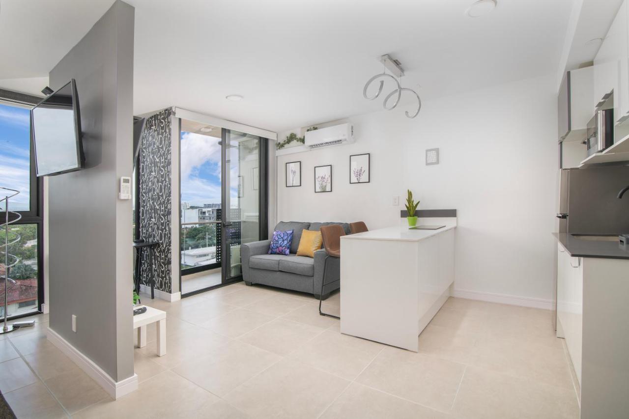 Chic With Parking And Air Conditioning * San Jose (San Jose)