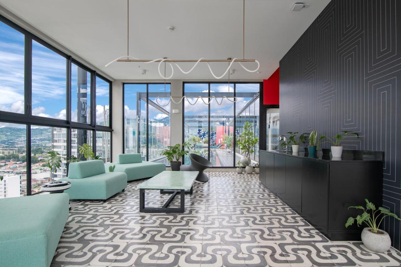 Apartment Chic With Parking And Air Conditioning *